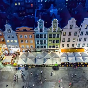 Holland House Old Town 4* Gdańsk